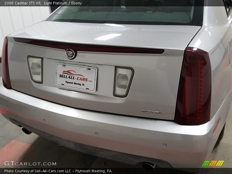 Light Platinum / Ebony 2006 Cadillac STS V6