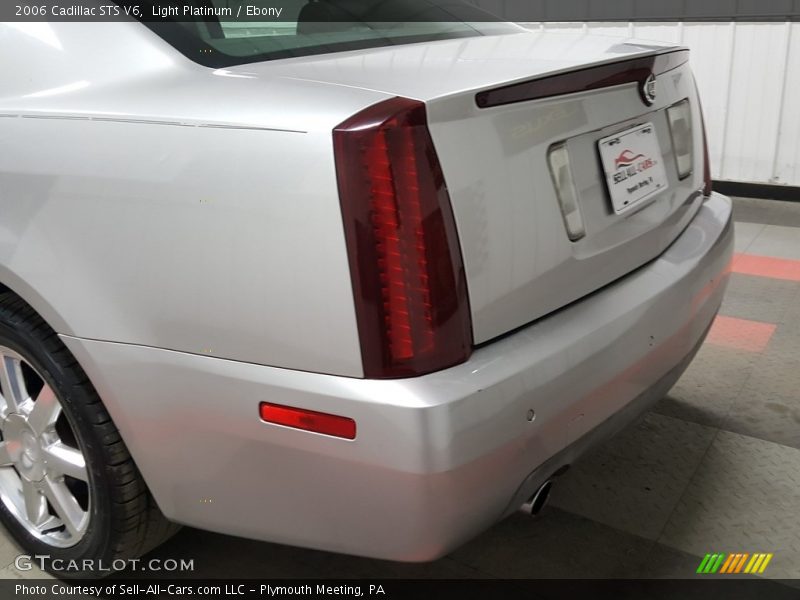 Light Platinum / Ebony 2006 Cadillac STS V6