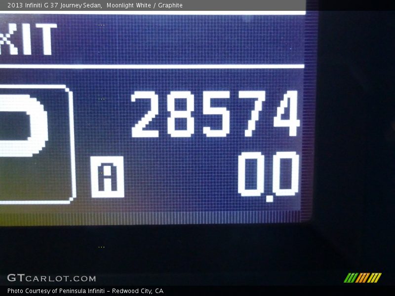 Moonlight White / Graphite 2013 Infiniti G 37 Journey Sedan
