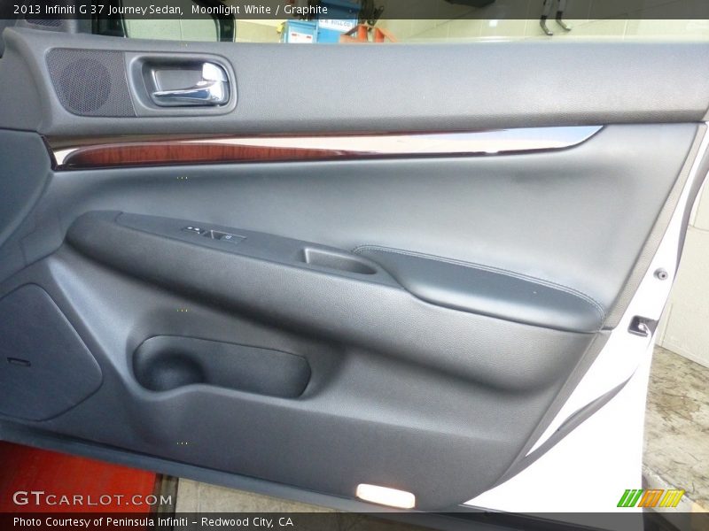 Moonlight White / Graphite 2013 Infiniti G 37 Journey Sedan