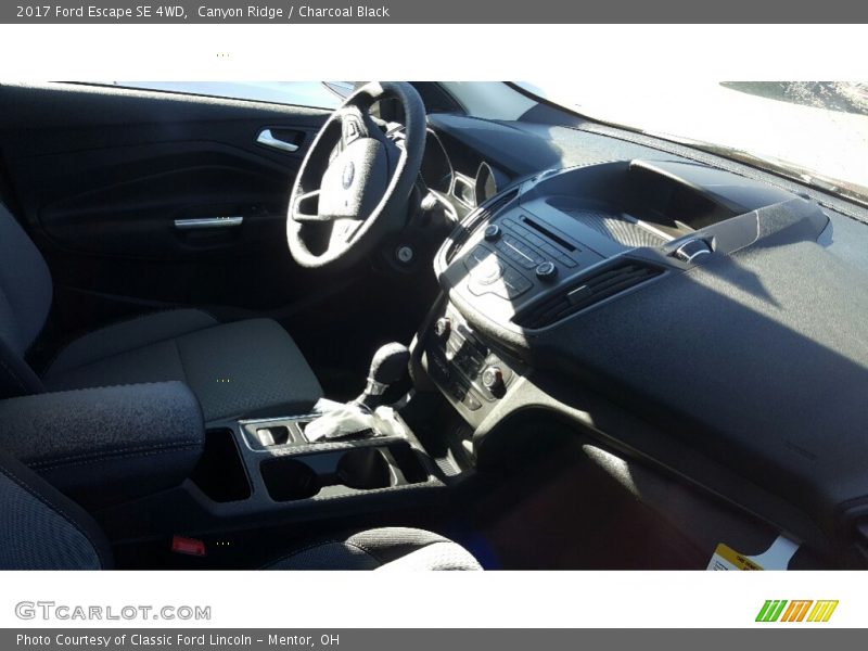 Canyon Ridge / Charcoal Black 2017 Ford Escape SE 4WD