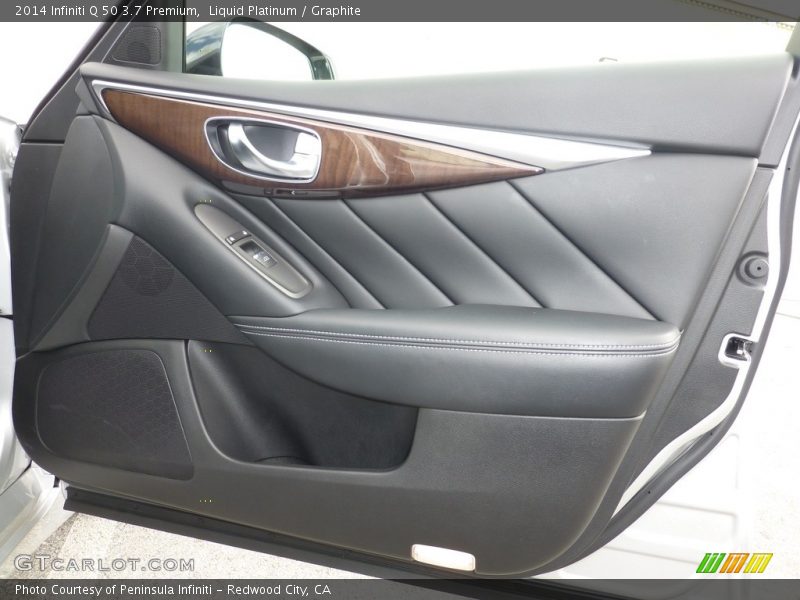 Liquid Platinum / Graphite 2014 Infiniti Q 50 3.7 Premium