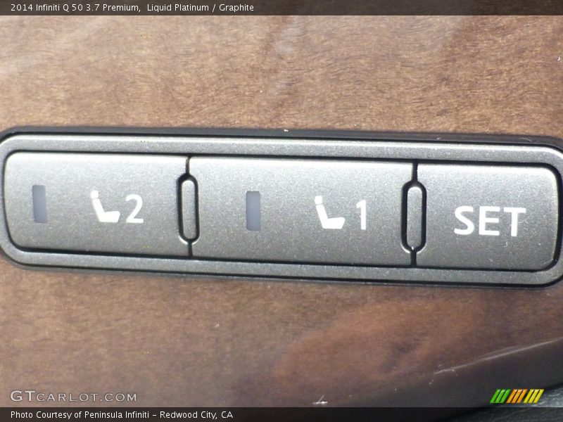 Liquid Platinum / Graphite 2014 Infiniti Q 50 3.7 Premium
