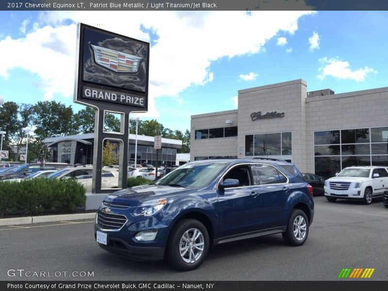 Patriot Blue Metallic / Light Titanium/Jet Black 2017 Chevrolet Equinox LT