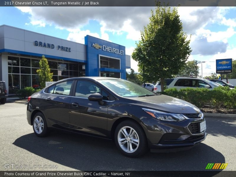 Tungsten Metallic / Jet Black 2017 Chevrolet Cruze LT