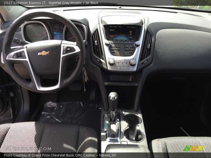 Nightfall Gray Metallic / Jet Black 2017 Chevrolet Equinox LT