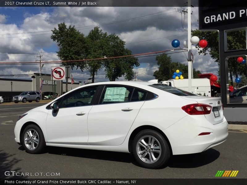Summit White / Jet Black 2017 Chevrolet Cruze LT
