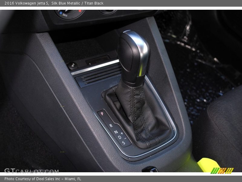 Silk Blue Metallic / Titan Black 2016 Volkswagen Jetta S
