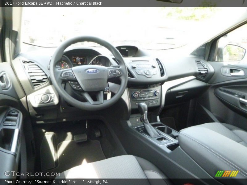 Magnetic / Charcoal Black 2017 Ford Escape SE 4WD