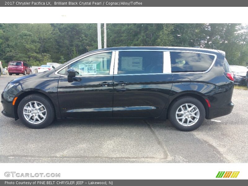 Brilliant Black Crystal Pearl / Cognac/Alloy/Toffee 2017 Chrysler Pacifica LX