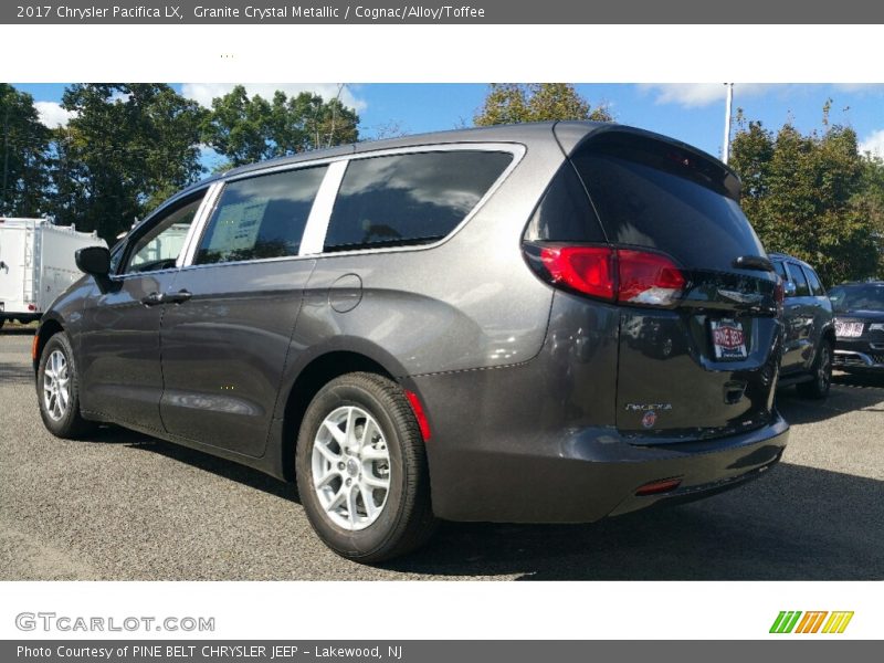 Granite Crystal Metallic / Cognac/Alloy/Toffee 2017 Chrysler Pacifica LX
