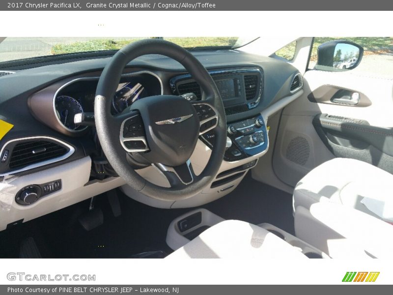 Granite Crystal Metallic / Cognac/Alloy/Toffee 2017 Chrysler Pacifica LX