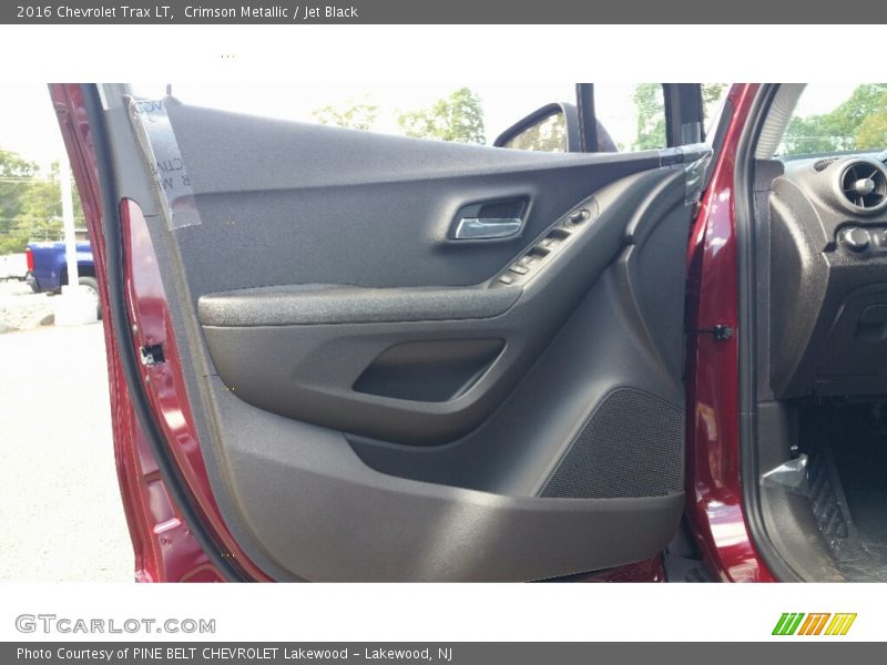 Crimson Metallic / Jet Black 2016 Chevrolet Trax LT