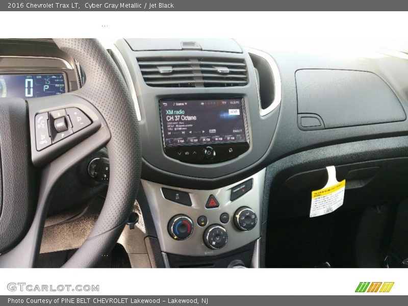 Cyber Gray Metallic / Jet Black 2016 Chevrolet Trax LT