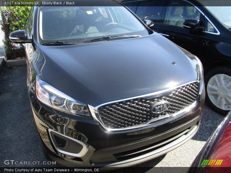 Ebony Black / Black 2017 Kia Sorento LX