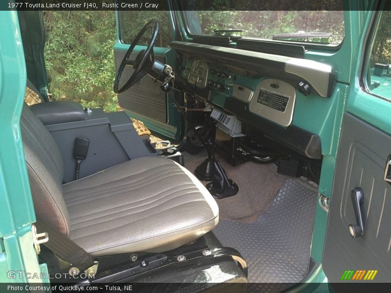 Dashboard of 1977 Land Cruiser FJ40