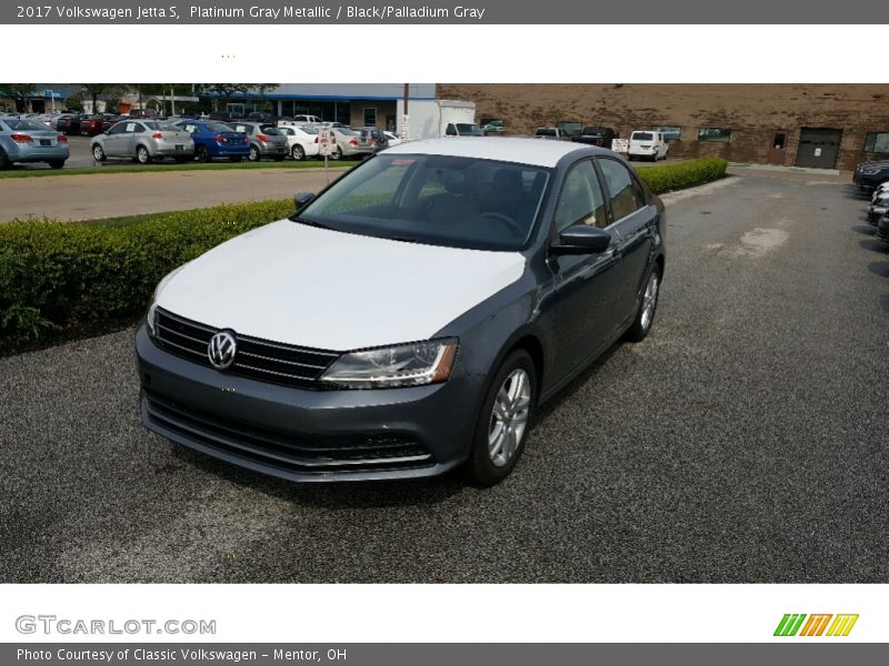 Front 3/4 View of 2017 Jetta S