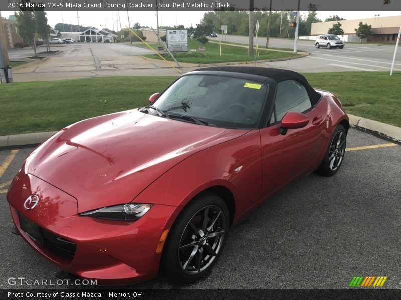 Front 3/4 View of 2016 MX-5 Miata Grand Touring Roadster
