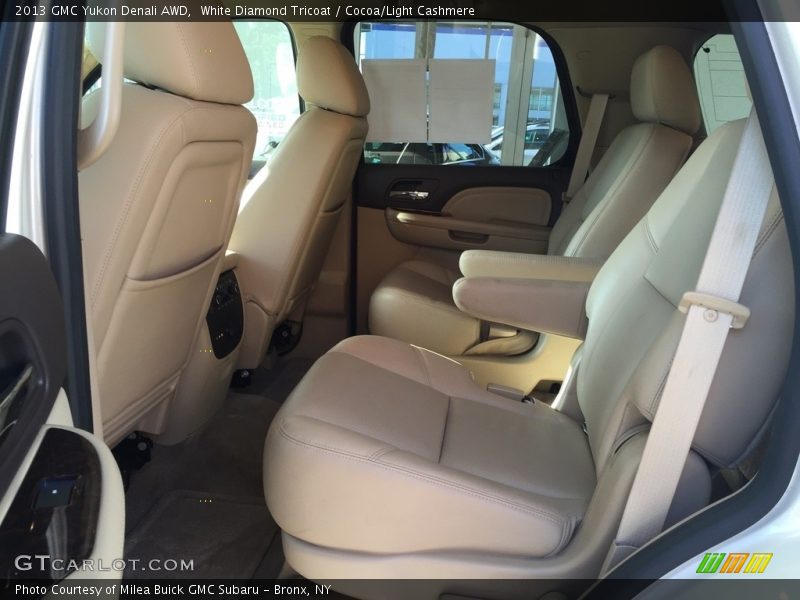 White Diamond Tricoat / Cocoa/Light Cashmere 2013 GMC Yukon Denali AWD