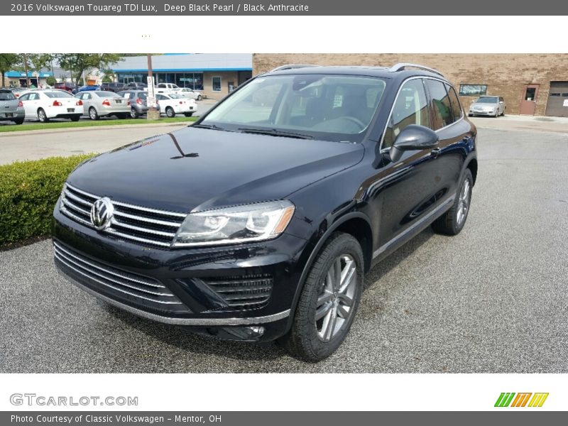 Deep Black Pearl / Black Anthracite 2016 Volkswagen Touareg TDI Lux