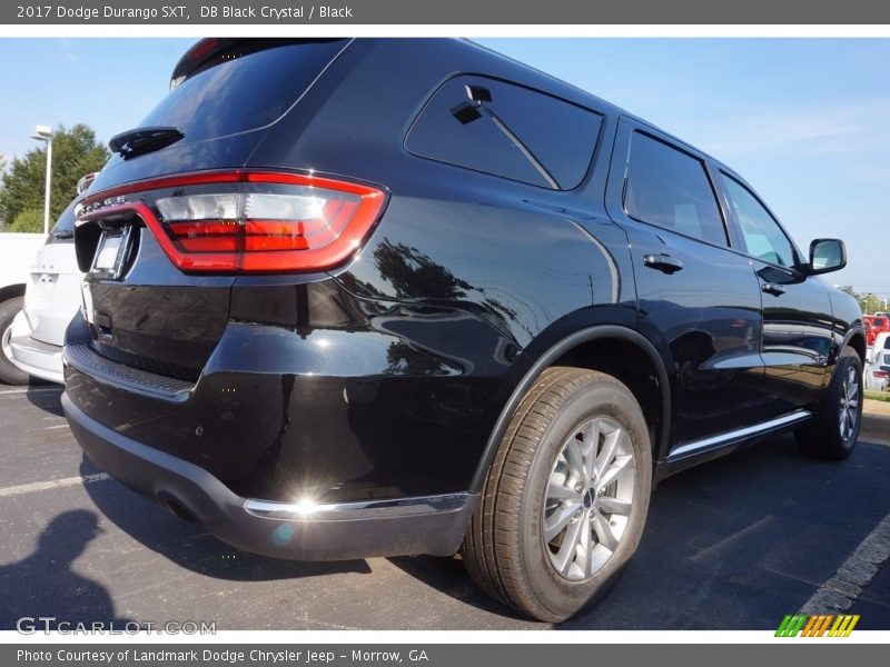 DB Black Crystal / Black 2017 Dodge Durango SXT