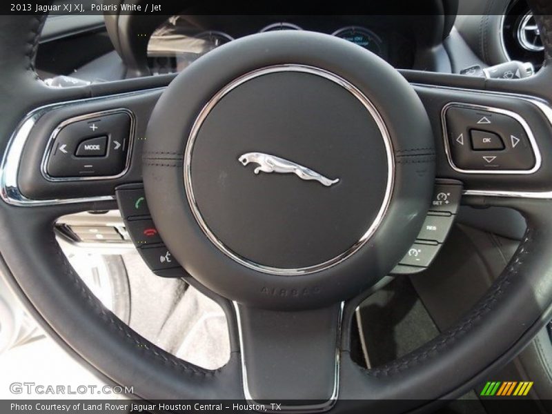 Polaris White / Jet 2013 Jaguar XJ XJ
