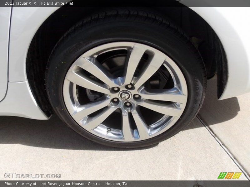 Polaris White / Jet 2013 Jaguar XJ XJ