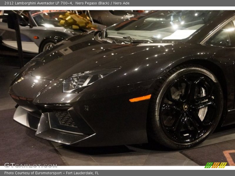 Nero Pegaso (Black) / Nero Ade 2012 Lamborghini Aventador LP 700-4