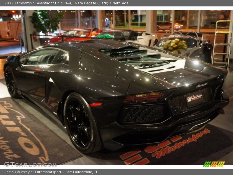 Nero Pegaso (Black) / Nero Ade 2012 Lamborghini Aventador LP 700-4