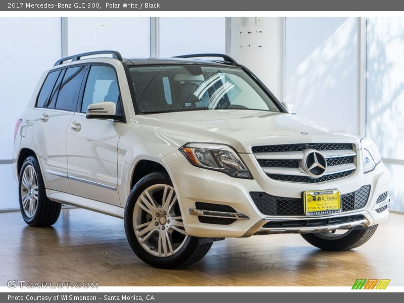 Polar White / Black 2017 Mercedes-Benz GLC 300