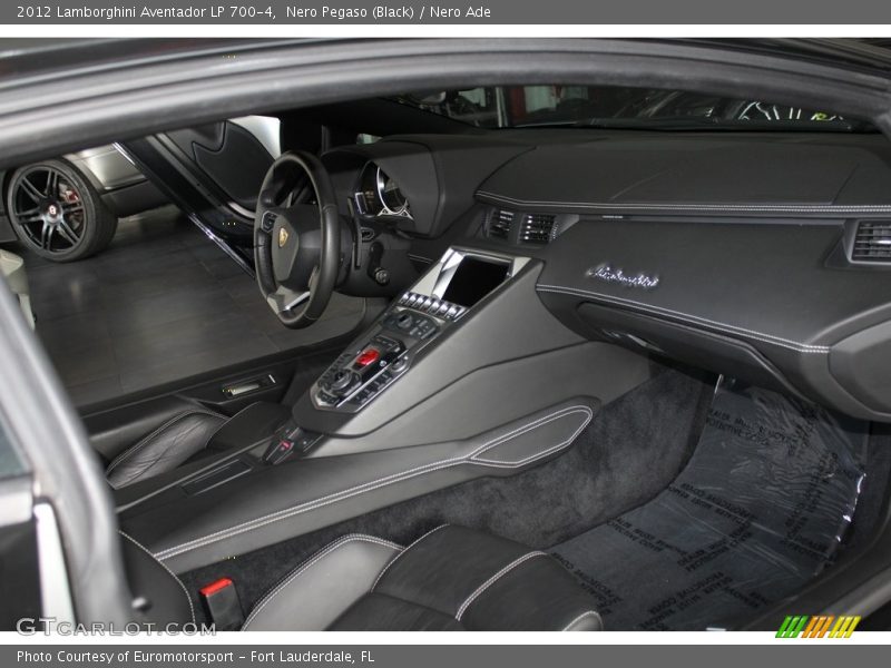 Nero Pegaso (Black) / Nero Ade 2012 Lamborghini Aventador LP 700-4