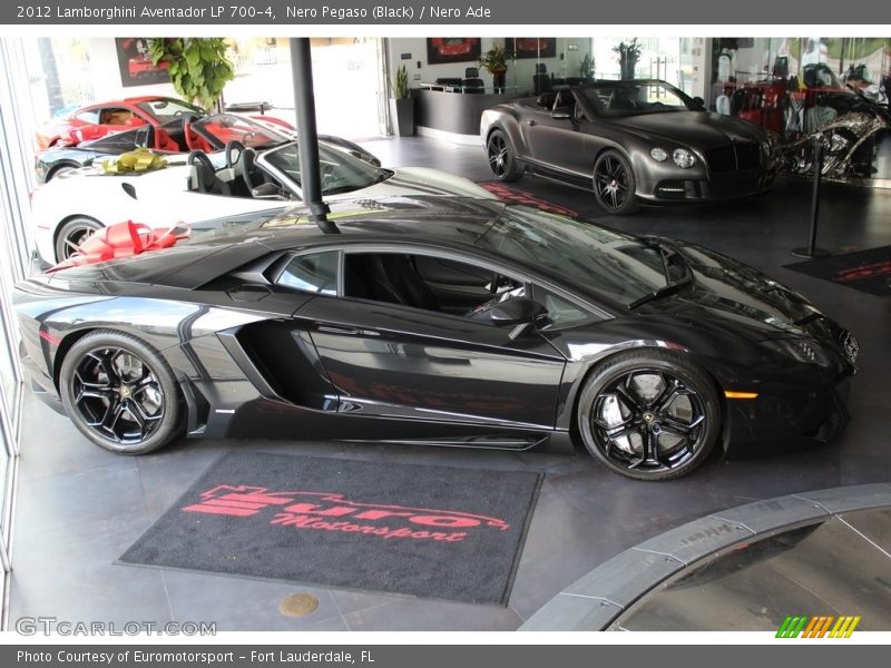 Nero Pegaso (Black) / Nero Ade 2012 Lamborghini Aventador LP 700-4