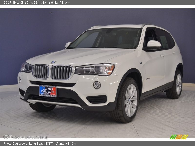 Alpine White / Black 2017 BMW X3 sDrive28i