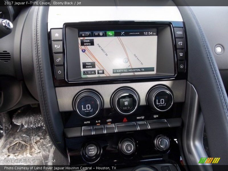 Controls of 2017 F-TYPE Coupe