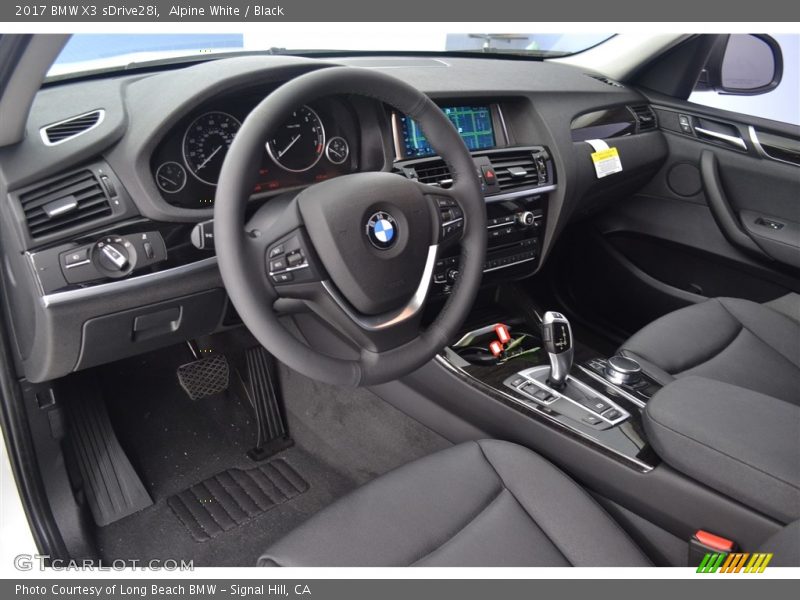 Alpine White / Black 2017 BMW X3 sDrive28i