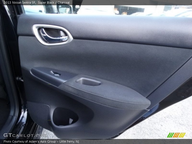 Super Black / Charcoal 2013 Nissan Sentra SR