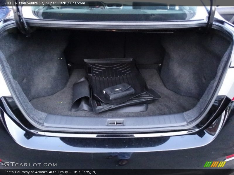 Super Black / Charcoal 2013 Nissan Sentra SR