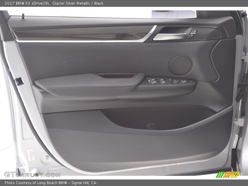 Glacier Silver Metallic / Black 2017 BMW X3 sDrive28i