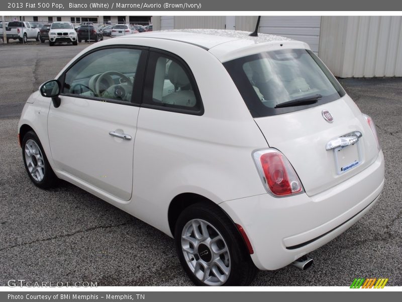 Bianco (White) / Marrone/Avorio (Brown/Ivory) 2013 Fiat 500 Pop