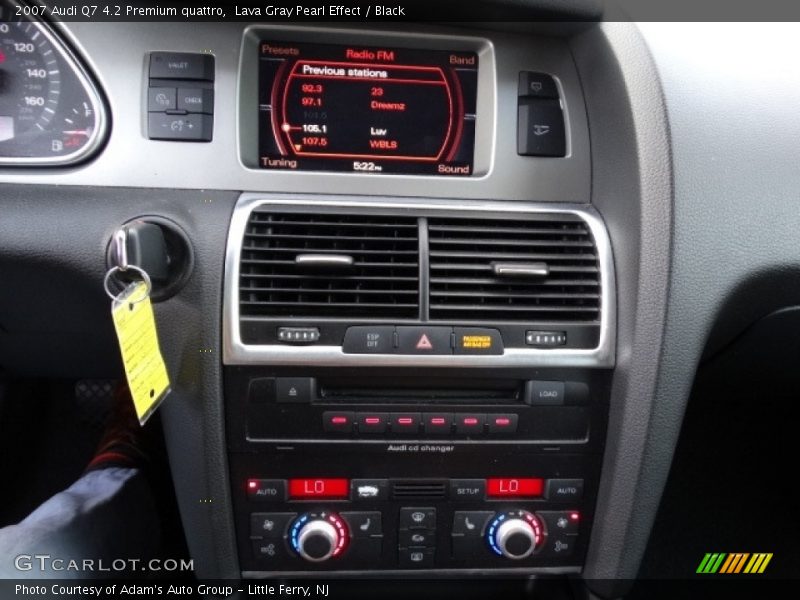 Lava Gray Pearl Effect / Black 2007 Audi Q7 4.2 Premium quattro