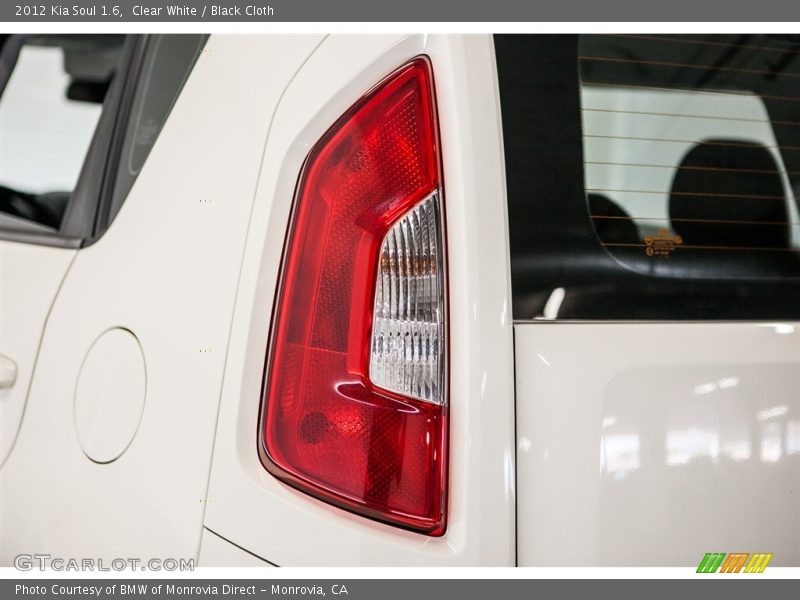 Clear White / Black Cloth 2012 Kia Soul 1.6