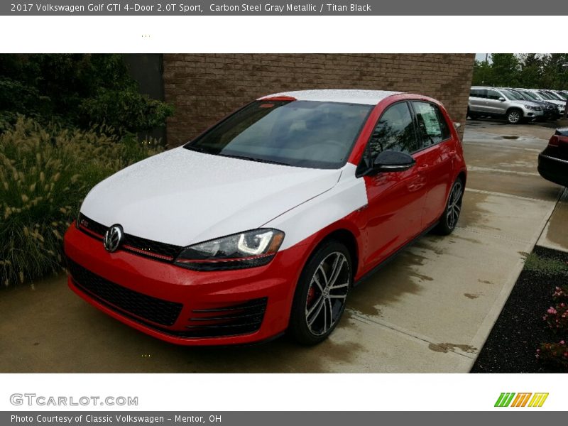 Front 3/4 View of 2017 Golf GTI 4-Door 2.0T Sport