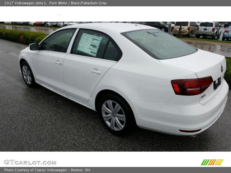 Pure White / Black/Palladium Gray 2017 Volkswagen Jetta S