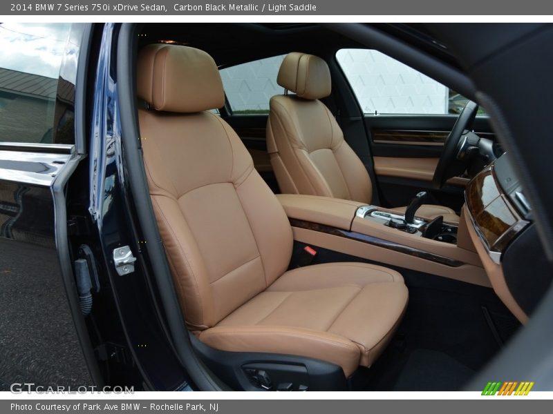 Front Seat of 2014 7 Series 750i xDrive Sedan