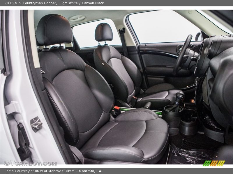 Light White / Carbon Black 2016 Mini Countryman Cooper