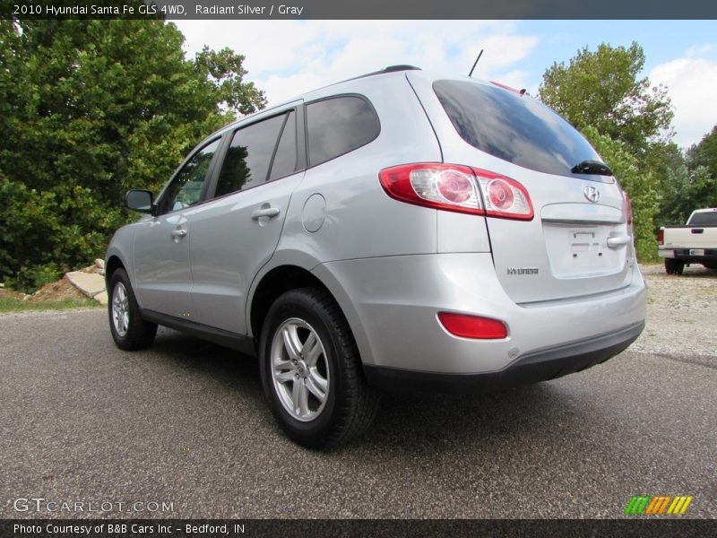 Radiant Silver / Gray 2010 Hyundai Santa Fe GLS 4WD
