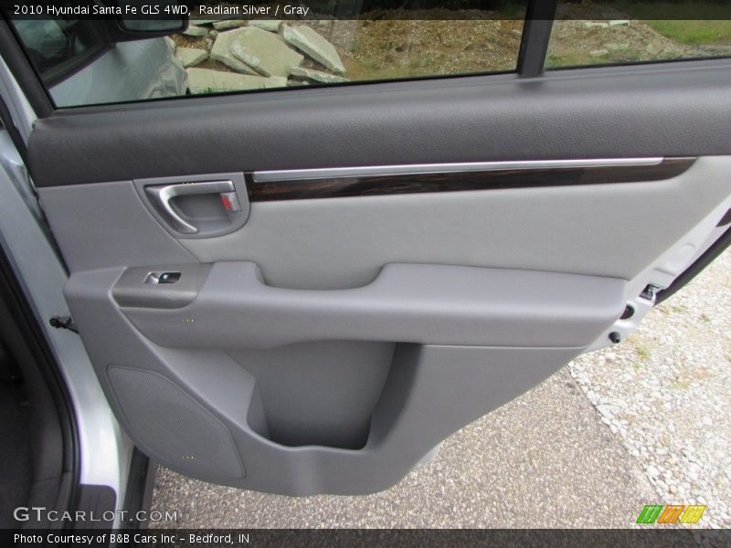 Door Panel of 2010 Santa Fe GLS 4WD