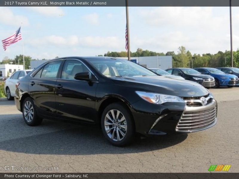Midnight Black Metallic / Almond 2017 Toyota Camry XLE