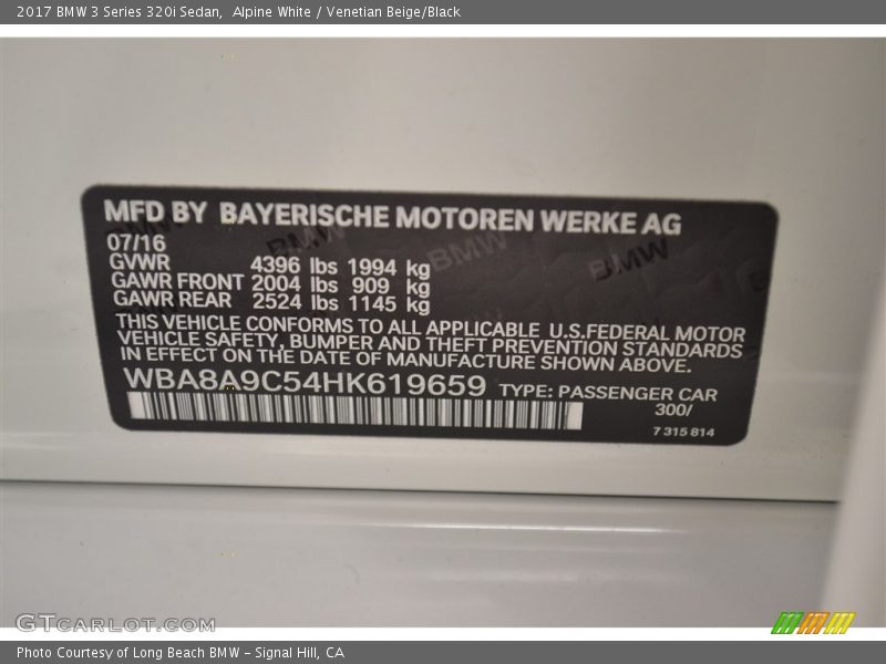 300 - 2017 BMW 3 Series 320i Sedan