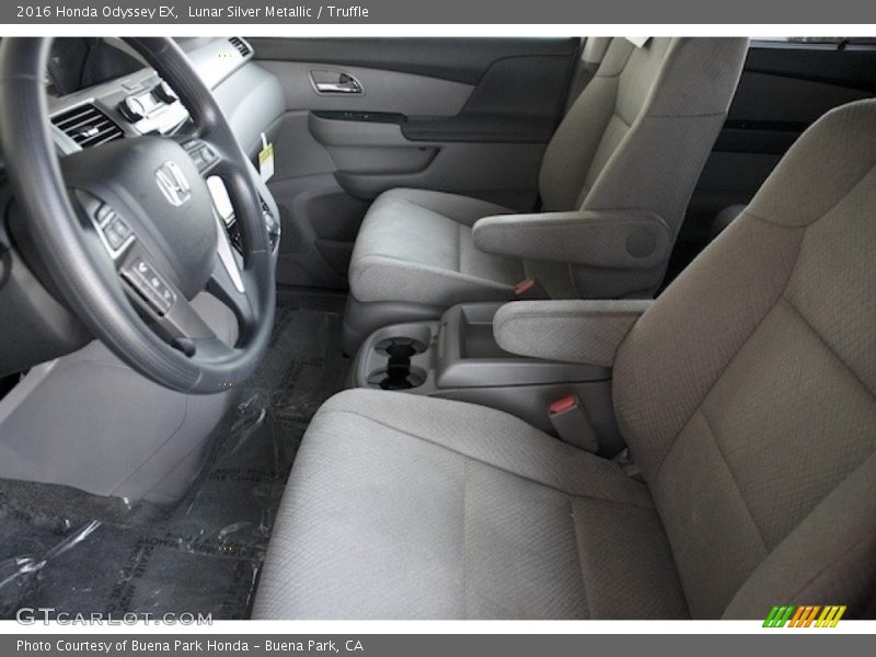 Lunar Silver Metallic / Truffle 2016 Honda Odyssey EX